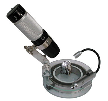 Drehtisch best&uuml;ckt mit zwei LED-Lampen