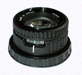 Vergr��erungsobjektiv EL-NIKKOR auf Geh�usedeckel